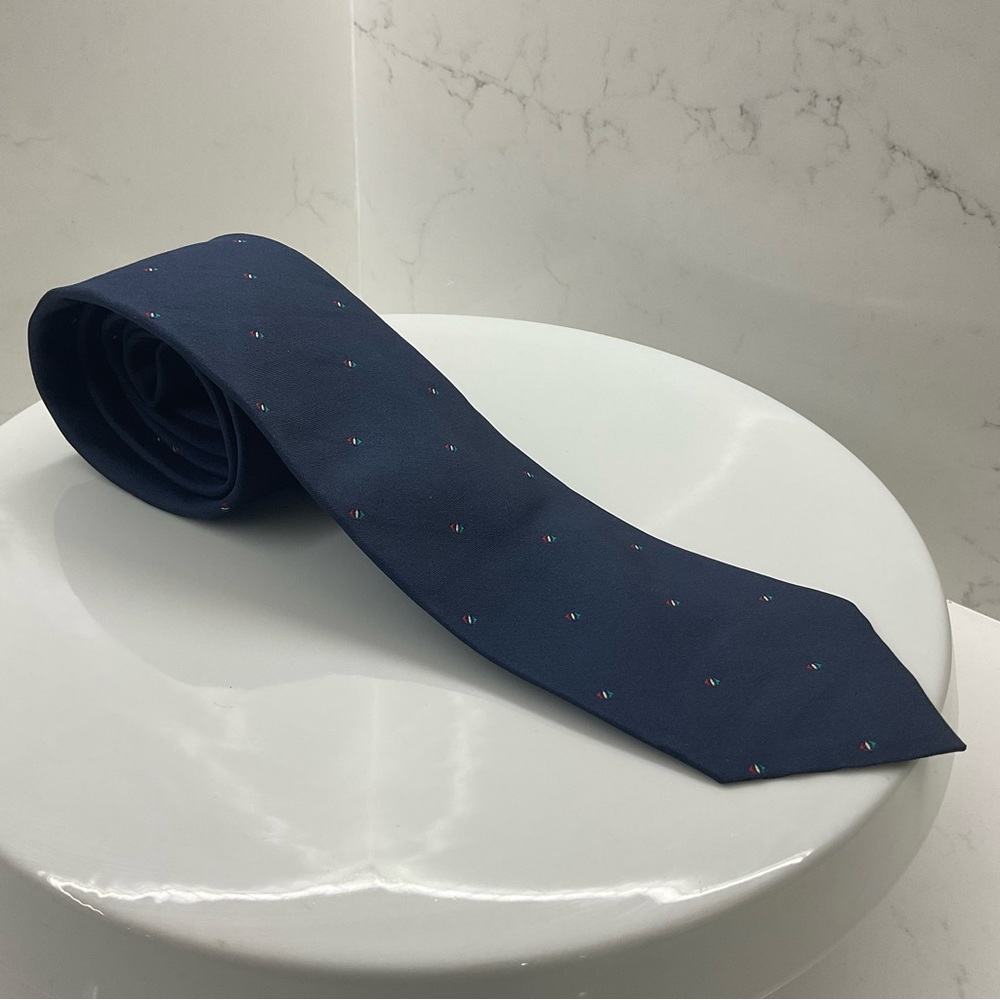 Christian Dior Vtg all silk Made in USA necktie 3” tie